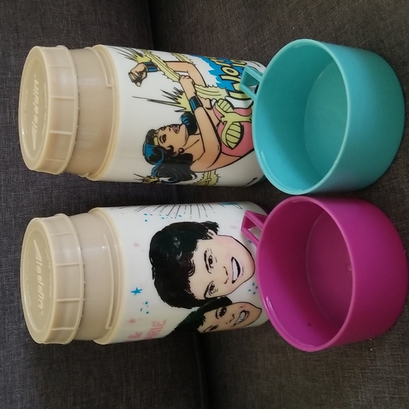 Vintage Aladdin Thermos (1977) Wonder Woman and Donny and Marie - Picture 7 of 8